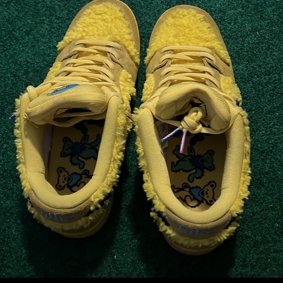 Greatful Dead Dunk SB - Picture 2 of 5
